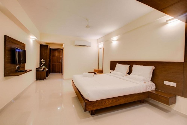 Hotel BMS image 11